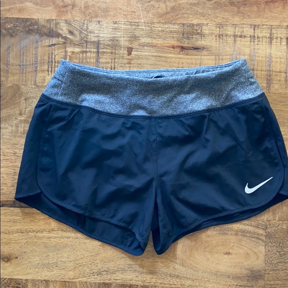 Nike Running Shorts. Womens Black Sz Small 🏃🏼‍♀️